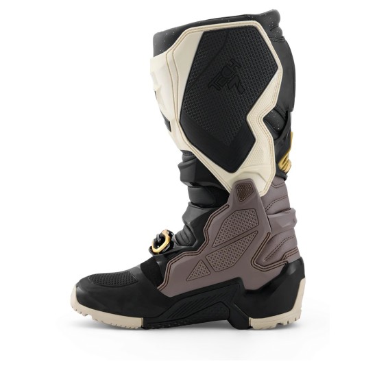 Alpinestars Tech 7 Enduro Drystar 2026 | Botas Impermeables Negro Beige Dorado-3